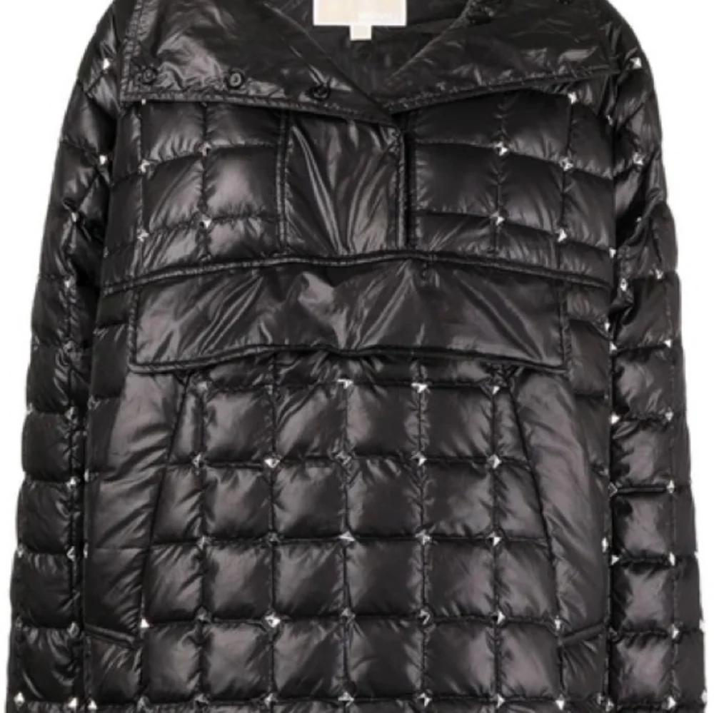 Stirling Studded Quilted Ciré Popover Jacket By Michael Kors - Oversize XS
